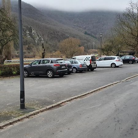 Villa Ferienhaus Moselkern - bis 8 Personen - Tiere erl. - Blick auf die Mosel Exterior foto